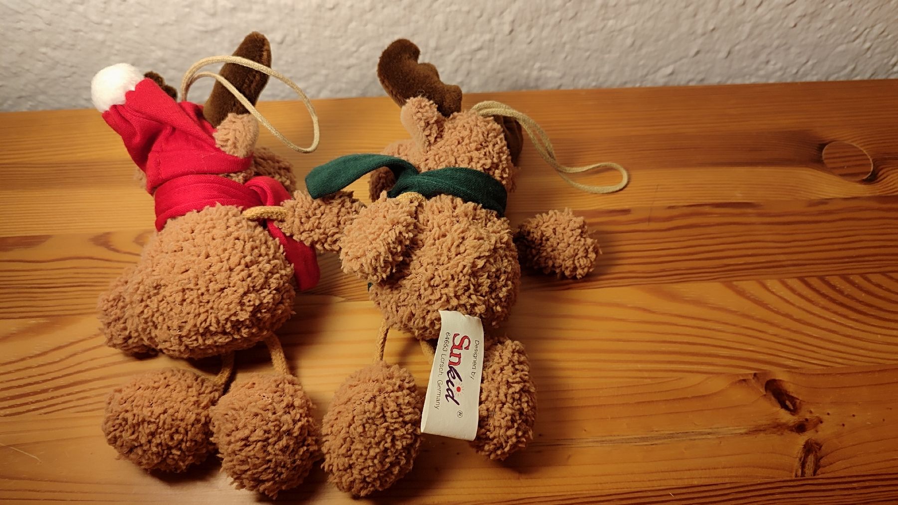 Giocattoli: zwei niedliche Elche von Sunkid – Nuovo (secondo la descrizione) da Chur venduto da nad_xr6y 1
