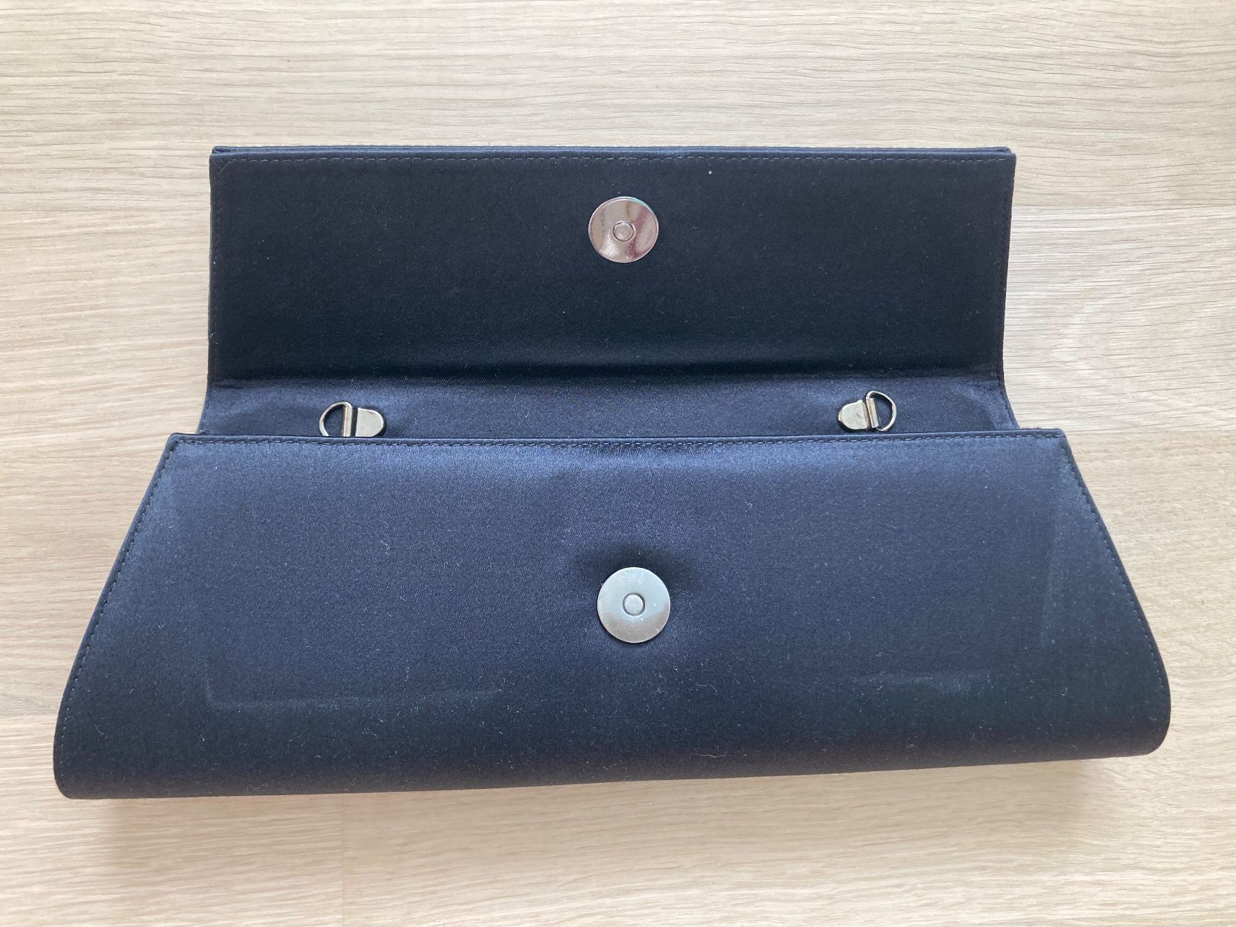 Stuart Weitzman Borse da donna: Clutch Stuart Weitzman – Usato da Wiesendangen venduto da iri_5pq6 3