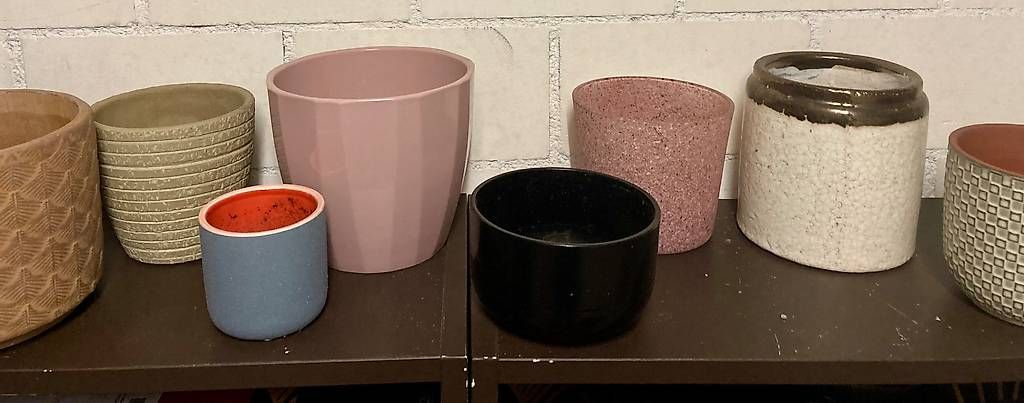 Pots de fleurs: Diverse Übertöpfe – D'occasion à Adliswil par sbo_6w88 2