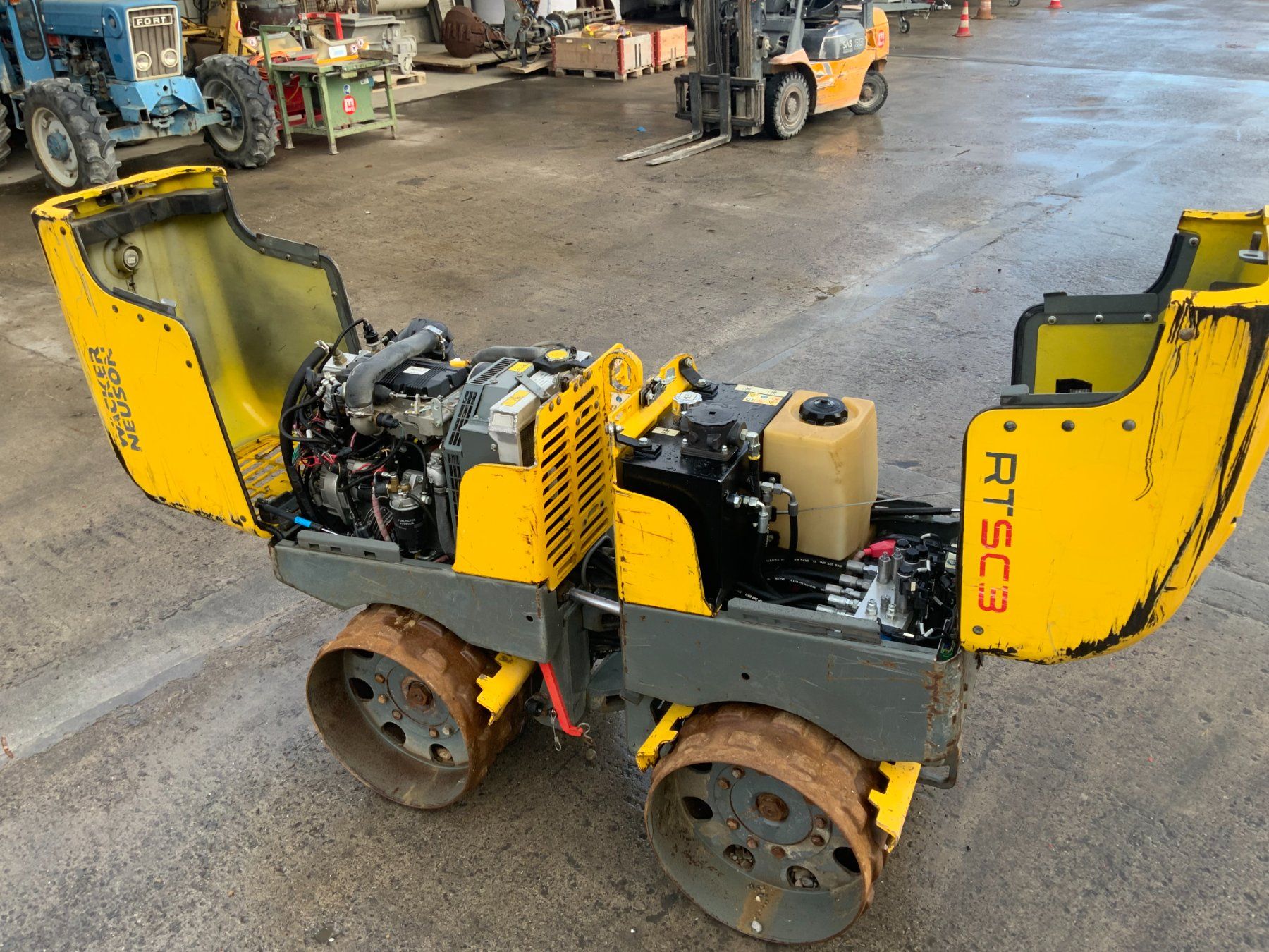 Wacker Neuson Tutte le macchine: Grabenwalze Wacker Neuson RTL 82-SC3 – Difettoso da Regensdorf venduto da MAGZH 2