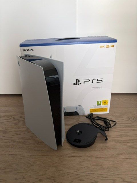 Sony Console: PlayStation PS5 Disc Edition defekt – Difettoso da Thalwil venduto da chr_v2l5