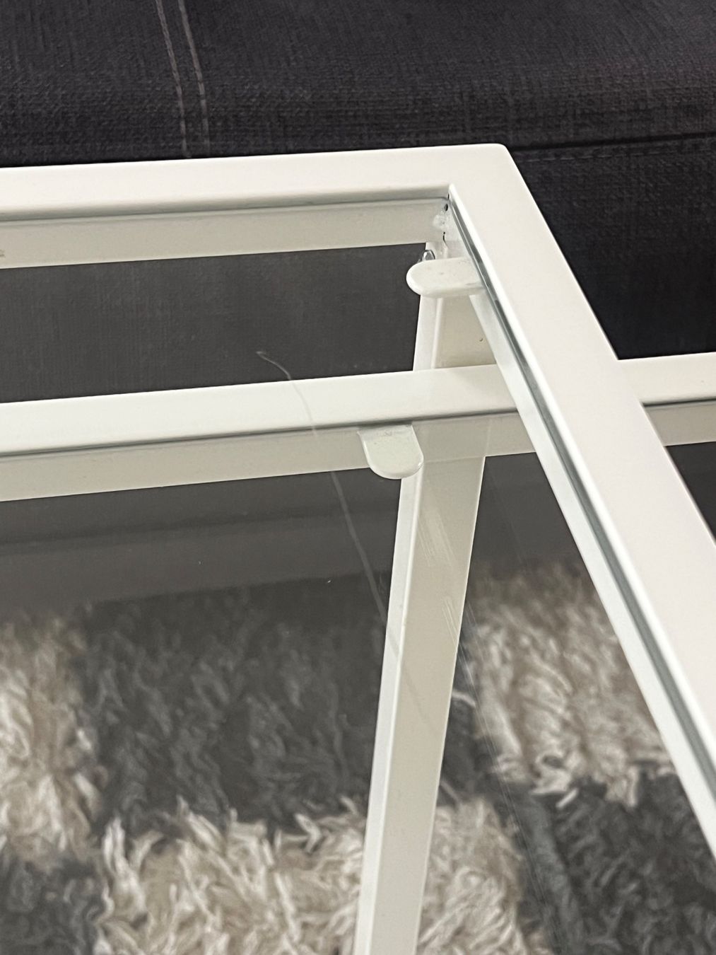 Ikea Tavoli: IKEA White Metal and Glass coffee table – Usato da Adliswil venduto da nat_7q7l 4