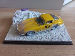 Diorama Ferrari au Monte-Carlo 1/43