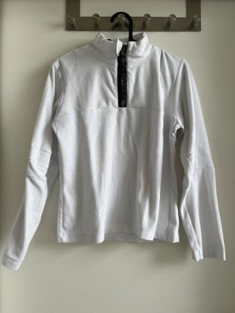 Pullover von Protest