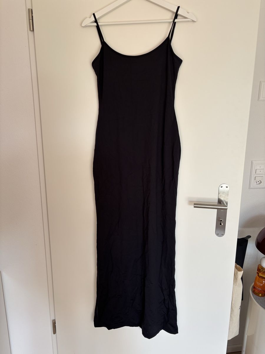 Bershka Vestiti: Bershka Kleid – Nuovo (secondo la descrizione) da Rafz venduto da mar_j7dl