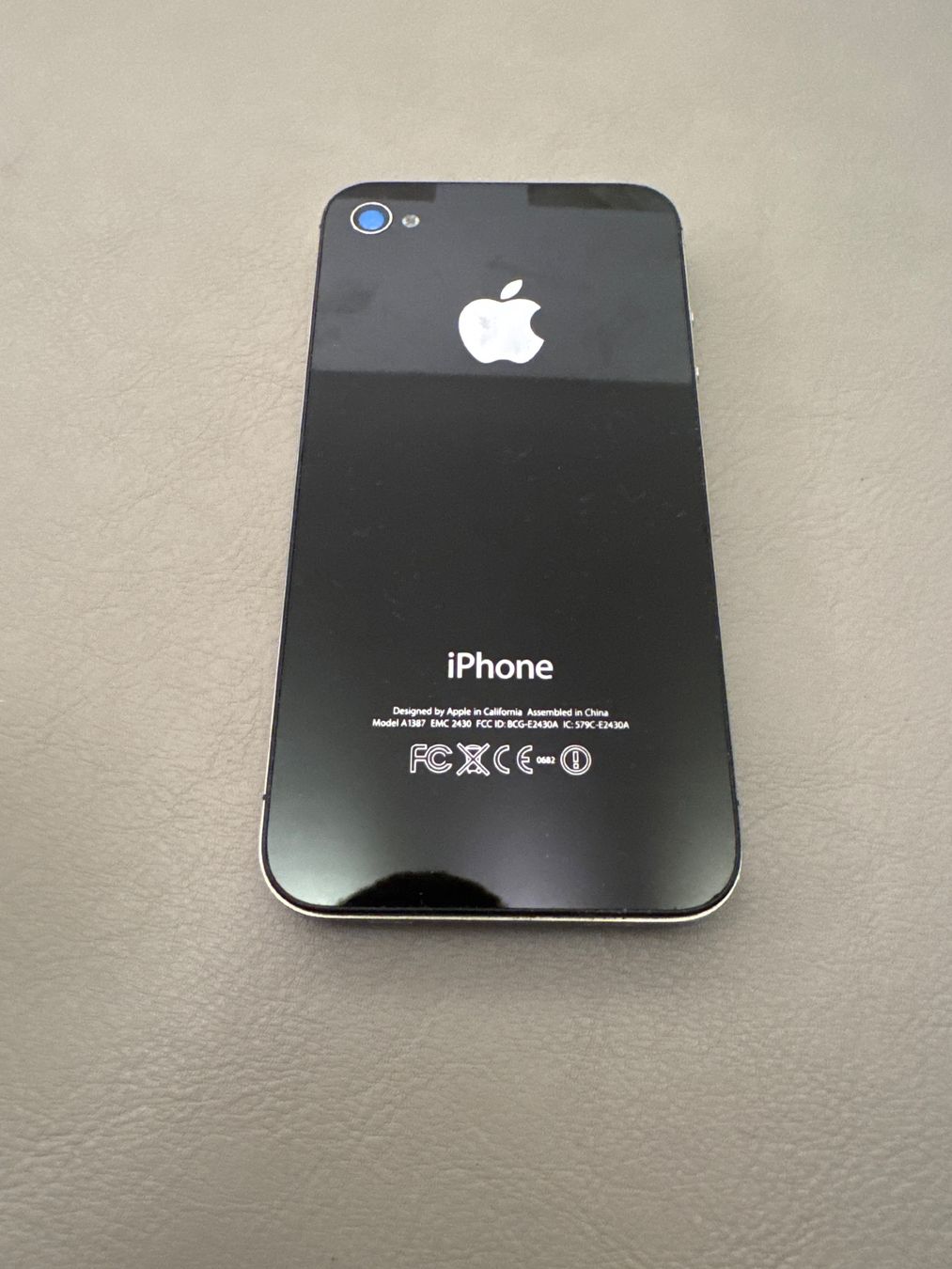 Apple Telefoni cellulari / Smartphones: iPhone 4 / 4s – Difettoso da Adliswil venduto da Busys 1