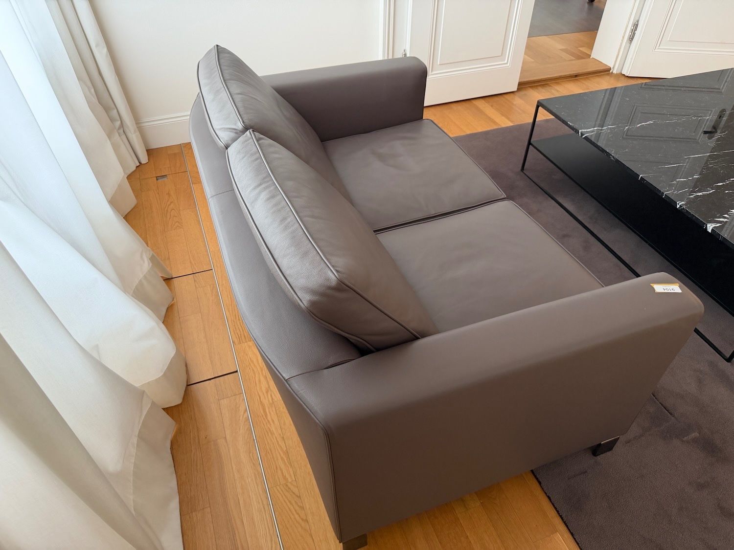 Minotti Divani: MINOTTI Leder 2-Sitzer - neuwertig – Usato da Zürich venduto da lb-liquidationen 5