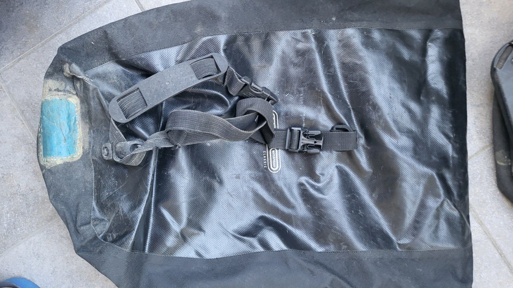 Bike-Roller Classic - Fahrradtasche, gebraucht, 2 mal 20l (Gebraucht) in  Oberglatt ZH fr CHF 22  mit Lieferung auf Ricardo kaufen
