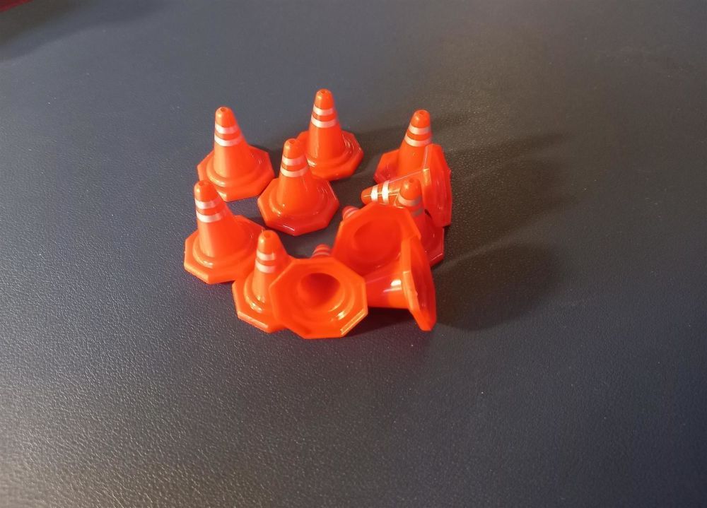 150x Miniaturkegel von Modellen - Cône miniature de maquette (Neu und ...