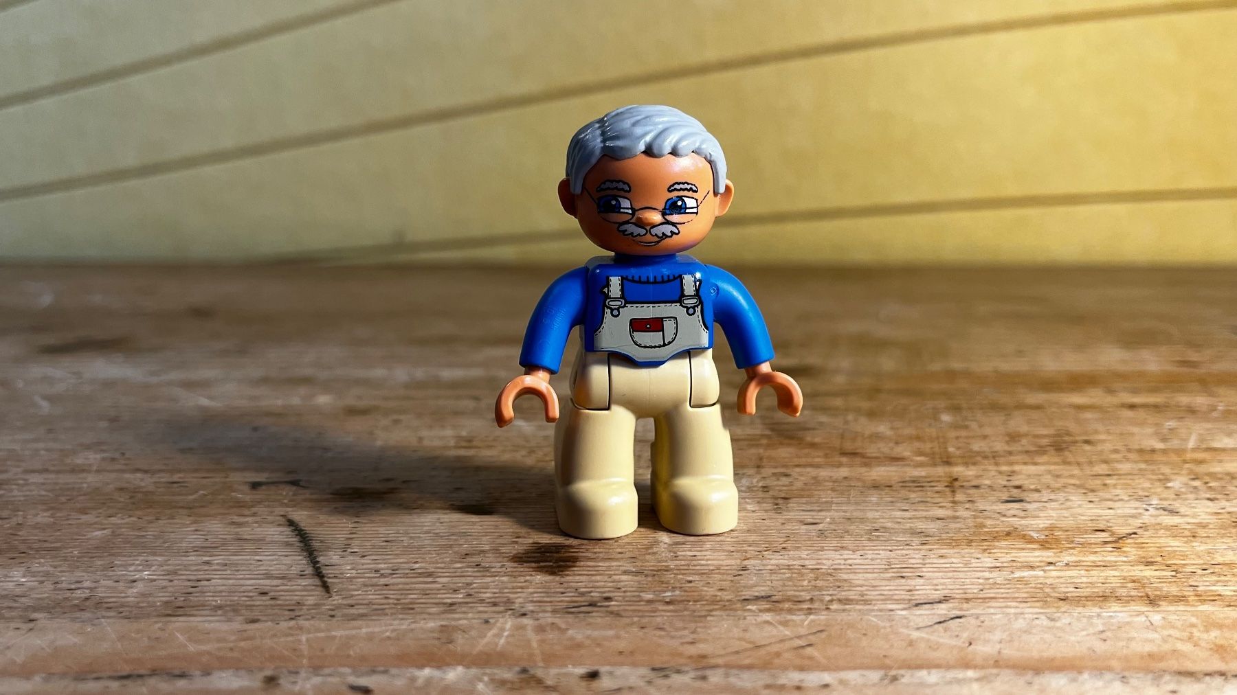 Lego Statuette: LEGO Duplo Notfall 2 Krankenschwestern mit Verletzem – Usato da Ennetbaden venduto da teo_yg9s 5
