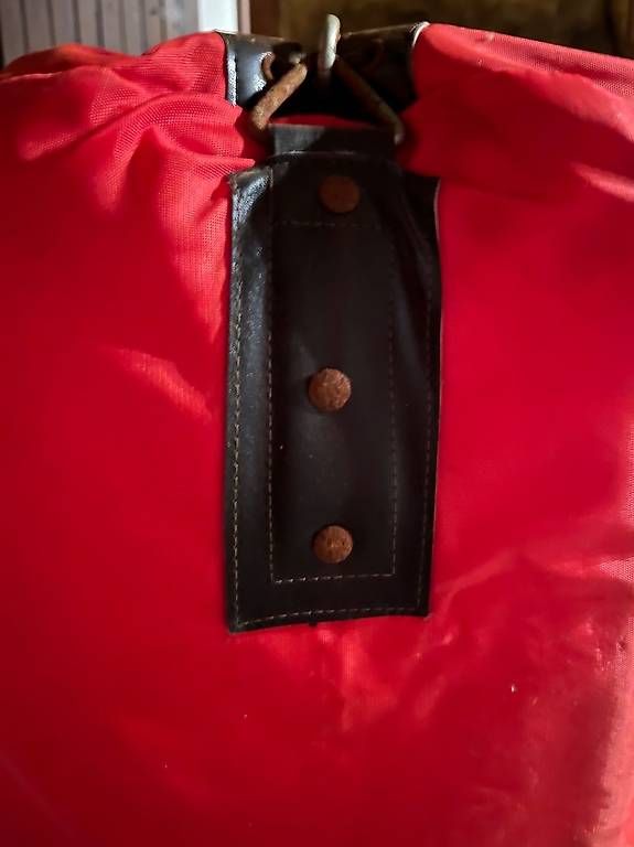 Sacs de frappe: Boxsack, kaum gebraucht – D'occasion à Bern par harlo 1