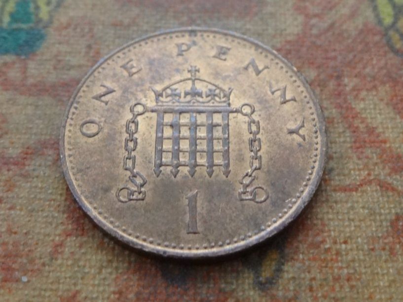 Tutti le monete: ROYAUME-UNI  1 Penny  1982 – Usato da Romanel-sur-Lausanne venduto da Swift13 1