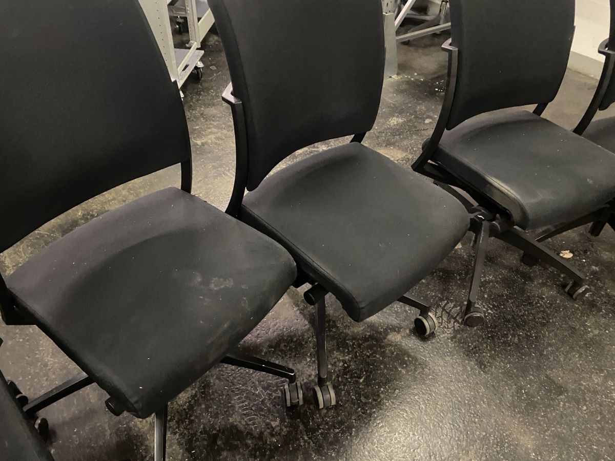 Sitag Sedie: Posten Sitag Bürostühle ab 1.- – Usato da Wabern venduto da HK-Design 2