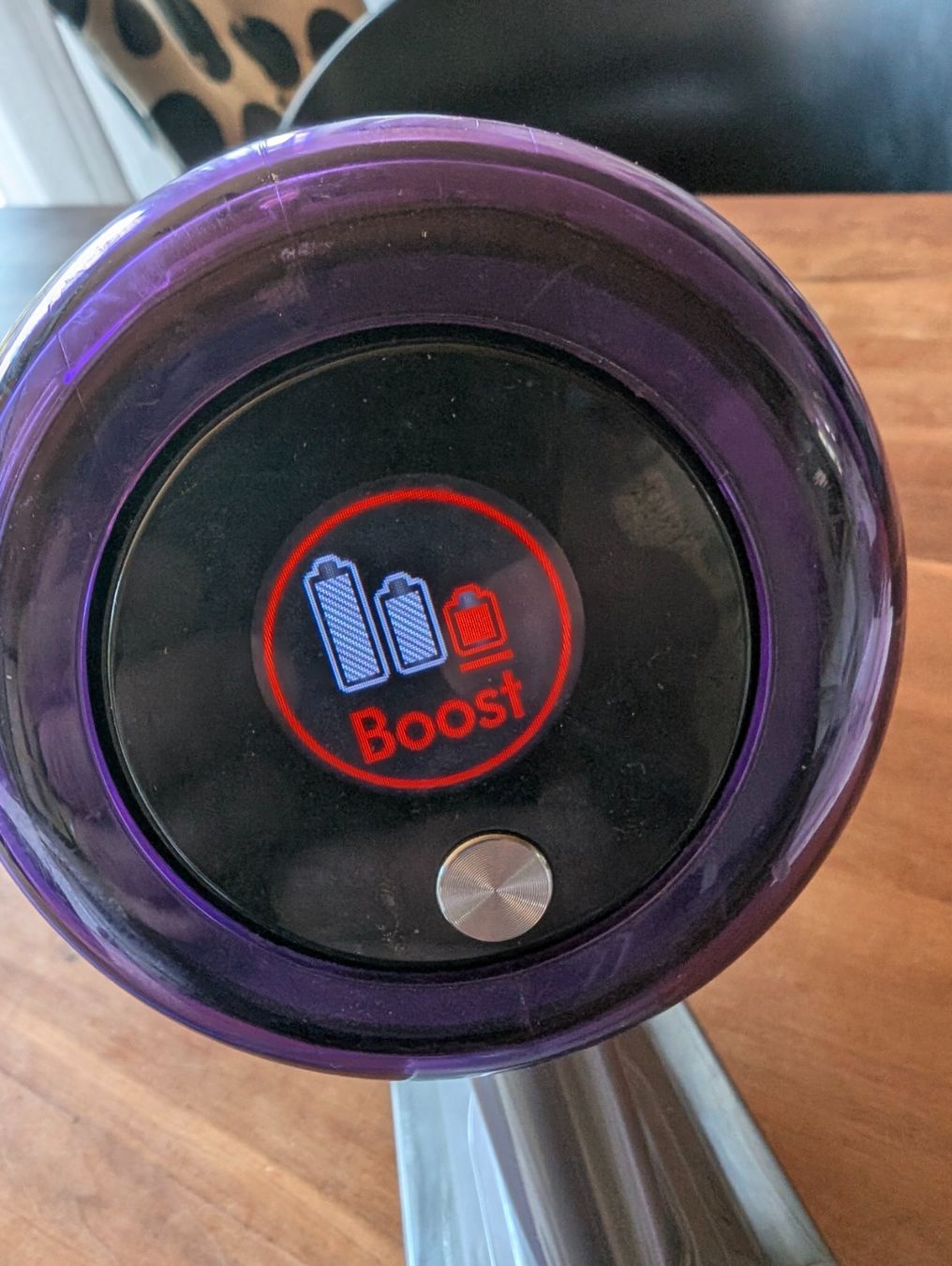 Dyson Staubsauger & Zubehör: Dyson V11 mit Ständer und Zubehör – Defekt aus Ennetbaden von Cacal2 1