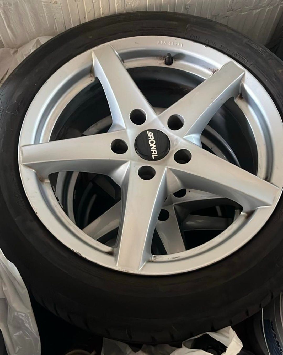 Volkswagen Pneumatici & Ruote complete: VW Polo Ronal 8 X 17 – Usato da Zürich venduto da mimi_zh