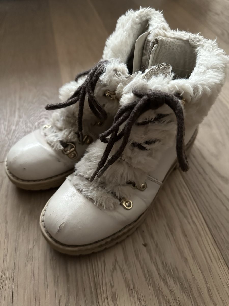 Chaussures filles: Mädchenschuhe Gr. 31 Set – D'occasion à Zürich par Schoekin 3