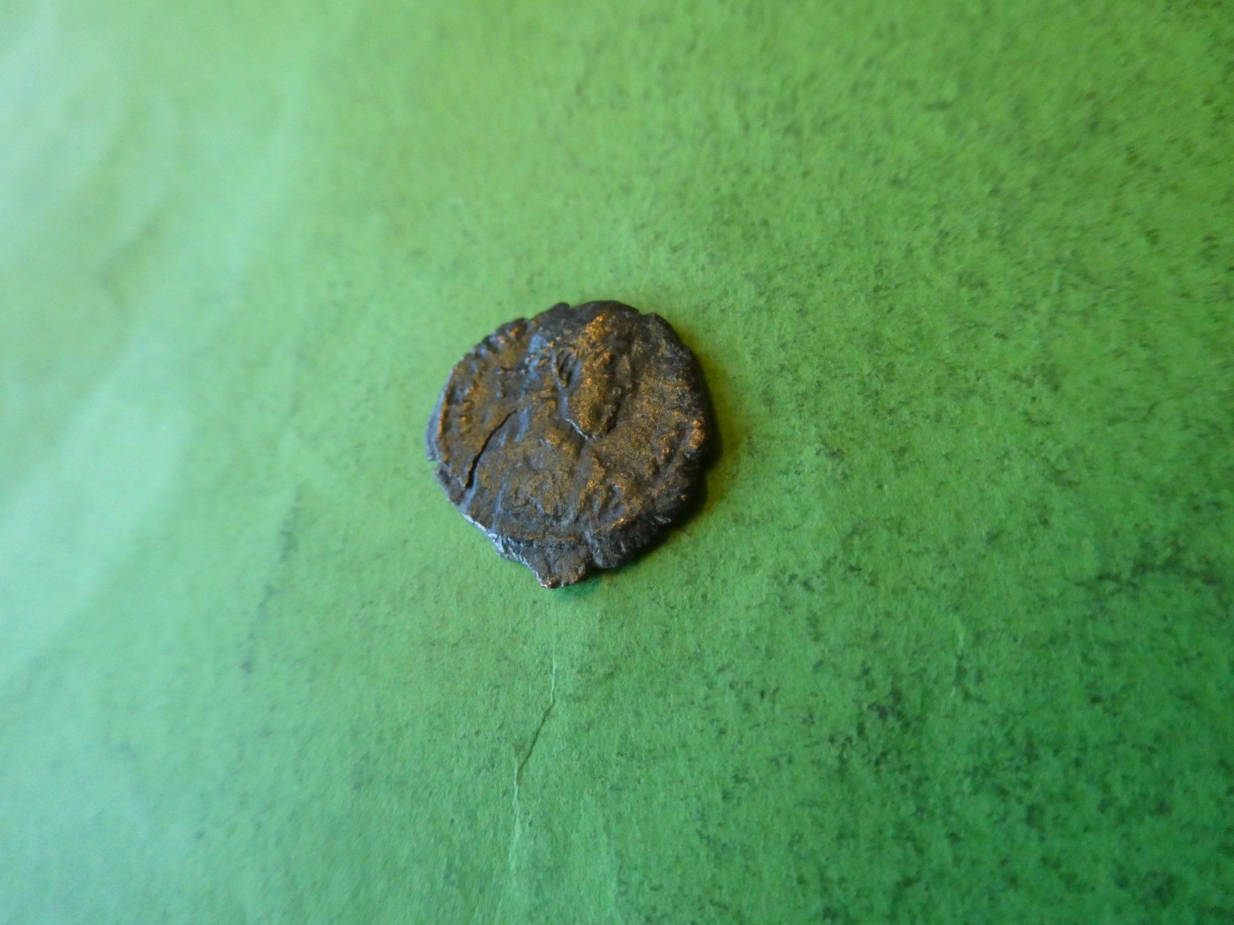 Tutti le monete: uralte   Bronzemünze  16 mm  1.26 g – Usato da Hinterforst venduto da Rohusri 1