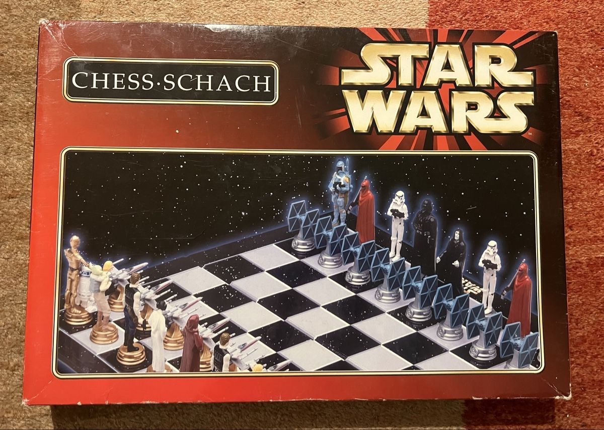 Spiele: Starwars Schachset – Gebraucht aus Büttikon AG von uma_kz29