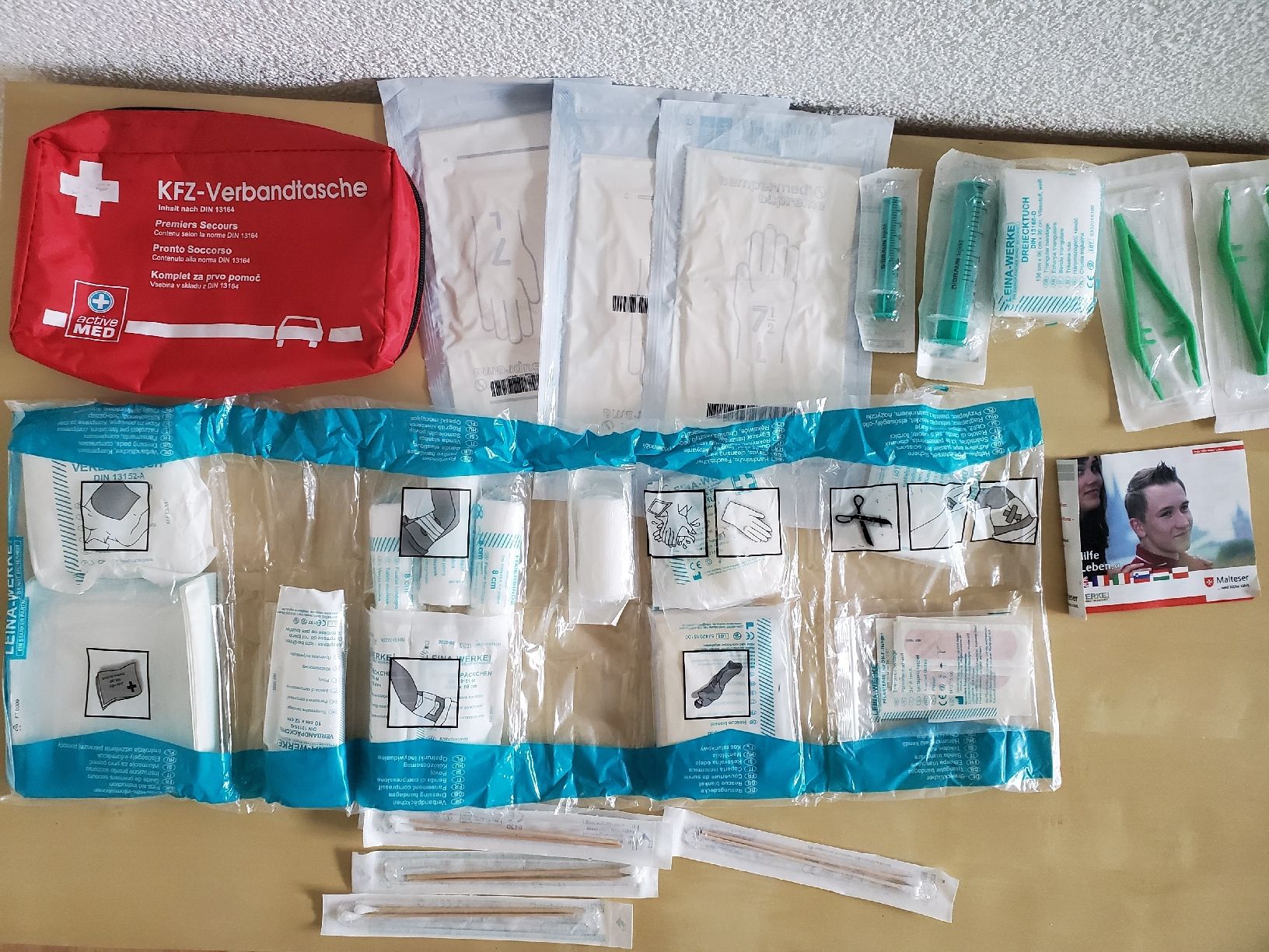 Kit di pronto soccorso: Auto Verbandstasche – Nuovo (secondo la descrizione) da Lanzenhäusern venduto da Ulika 2