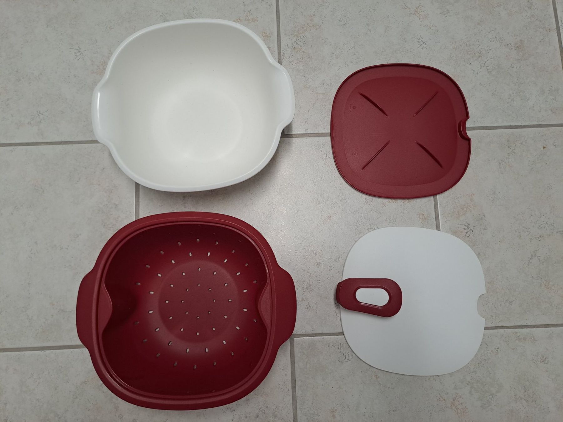 Tupperware Recipients et similaires: Warmie-Tup mit Siebeinsatz Tupperware – D'occasion à Wohlenschwil par lin_vx8g 2