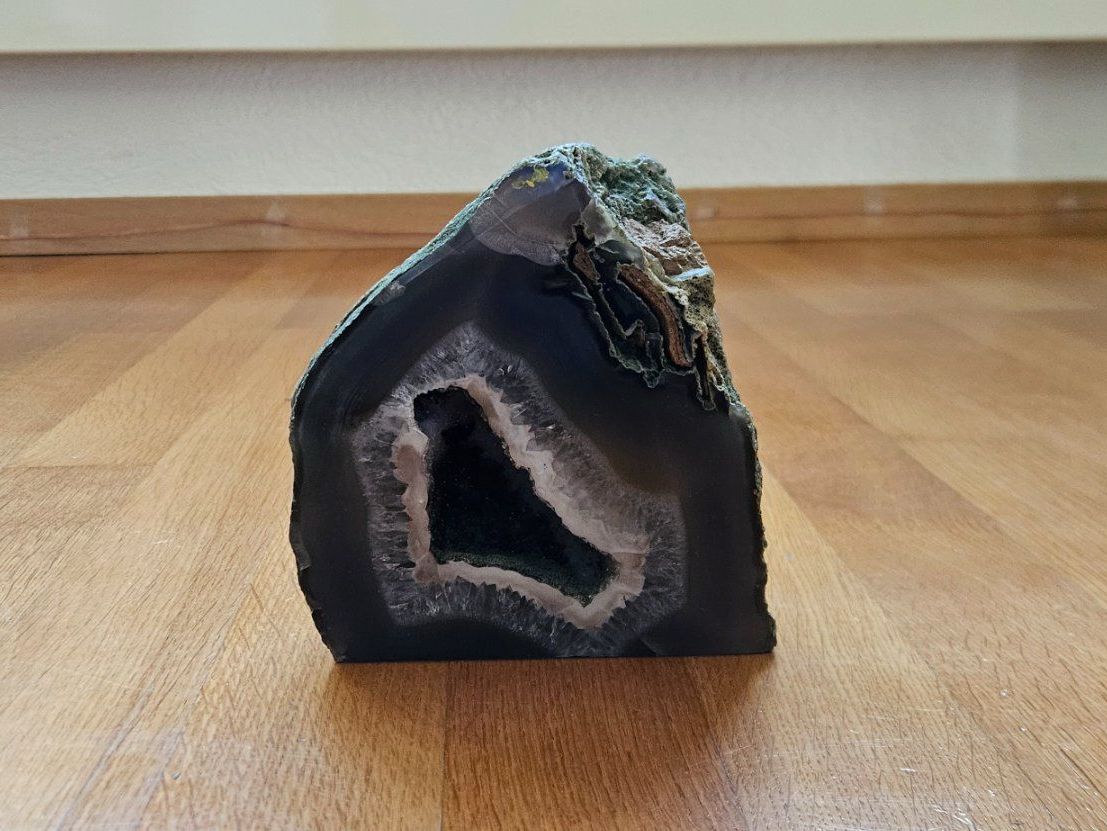 Mineralien & Heilsteine: Geode geschnitten – Gebraucht aus Lenk im Simmental von oli66661 1