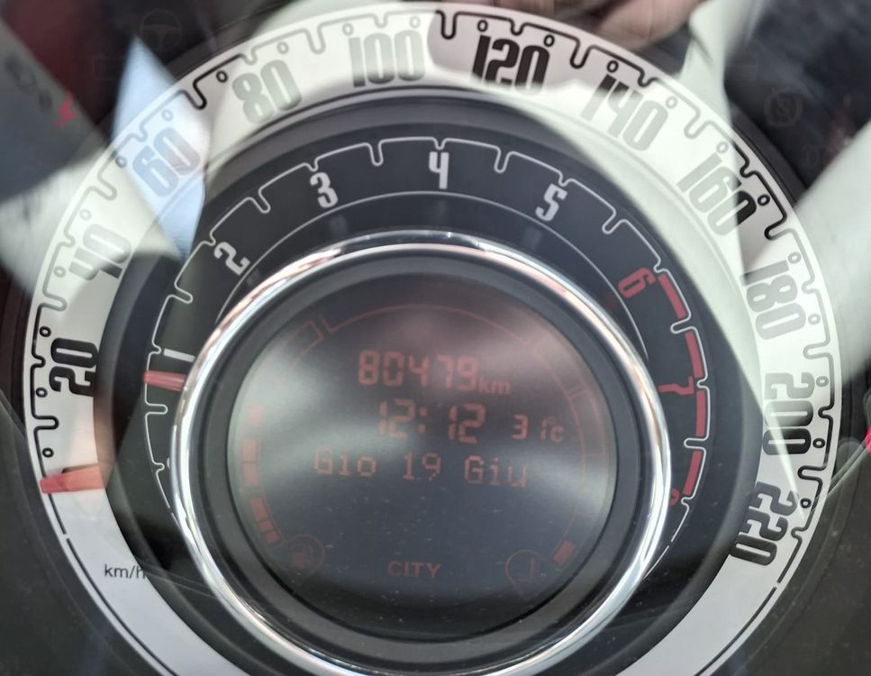 Fiat Automobili: Fiat 500 1.2 Lounge – Usato da Basel venduto da gem_5zhr 3