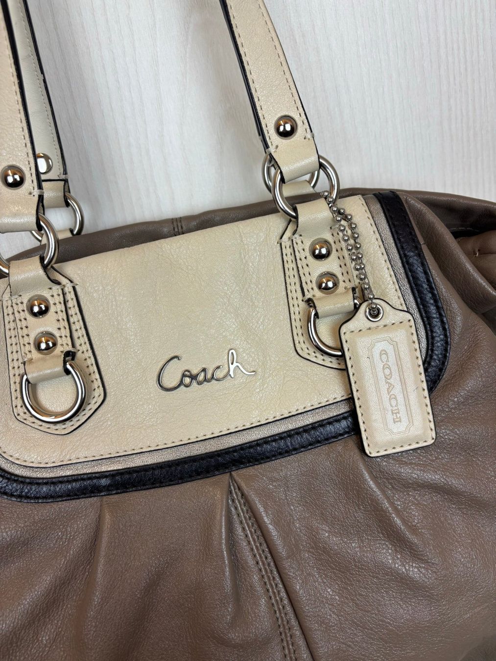 Coach Taschen für Damen: Coach Leather 2-Way Bag – Gebraucht aus Tägerwilen von Akh.Boutique 1