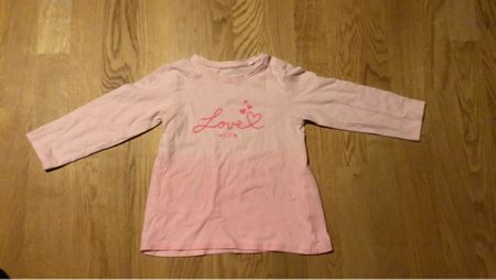 Süsses langarmtshirt Mädchen, Grösse 86