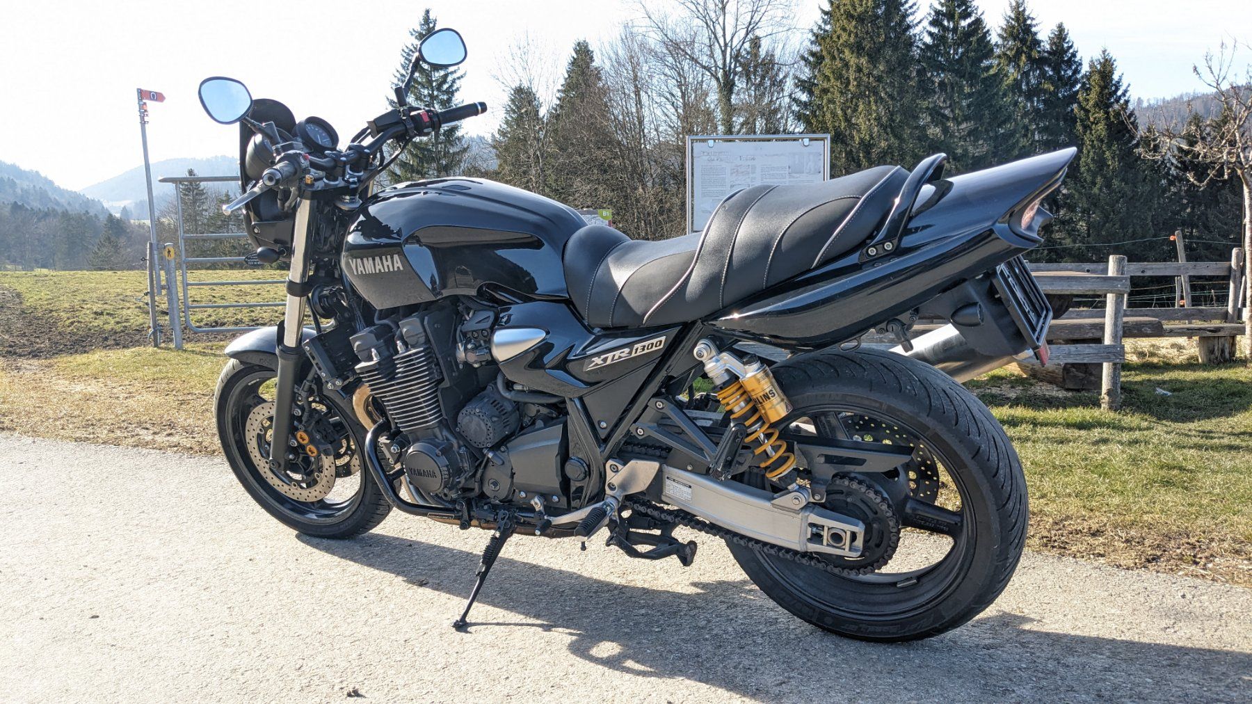 Yamaha Strada: Yamaha XJR 1300 – Usato da Sornetan venduto da Karibou2 9