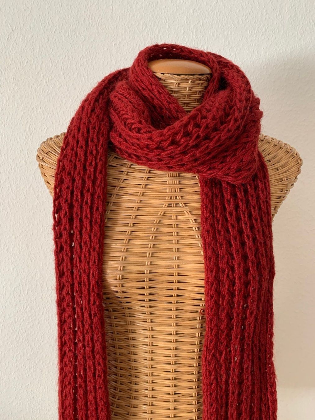 Foulards, Tücher & Schals: MARIE LUND - Strick Schal rot – Gebraucht aus Zürich von Diazaio 1