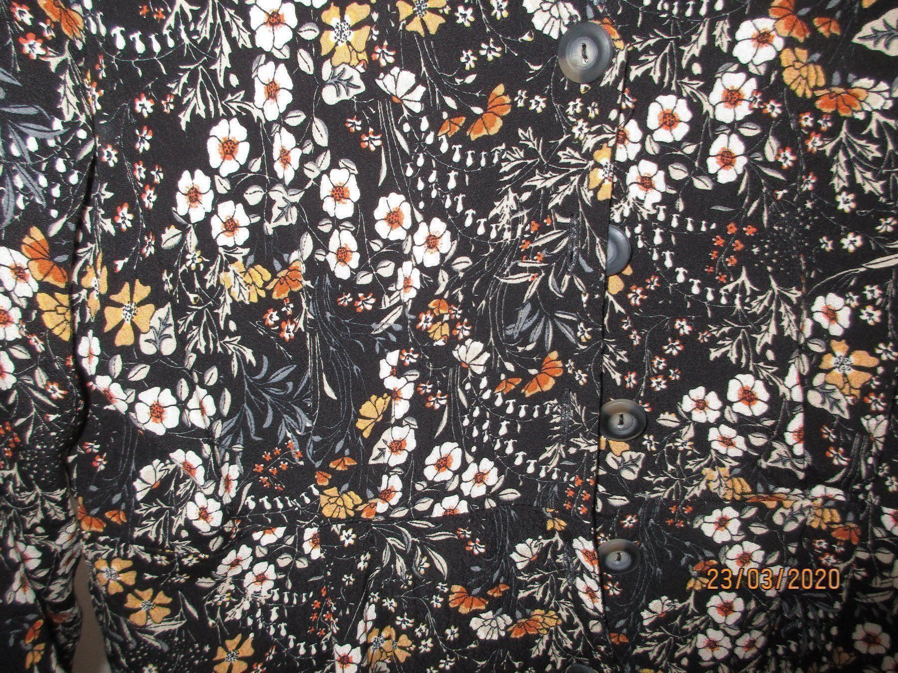 Kleider: blumiges Kleidli M super bequem – Gebraucht aus Ottenbach von Claurin 1