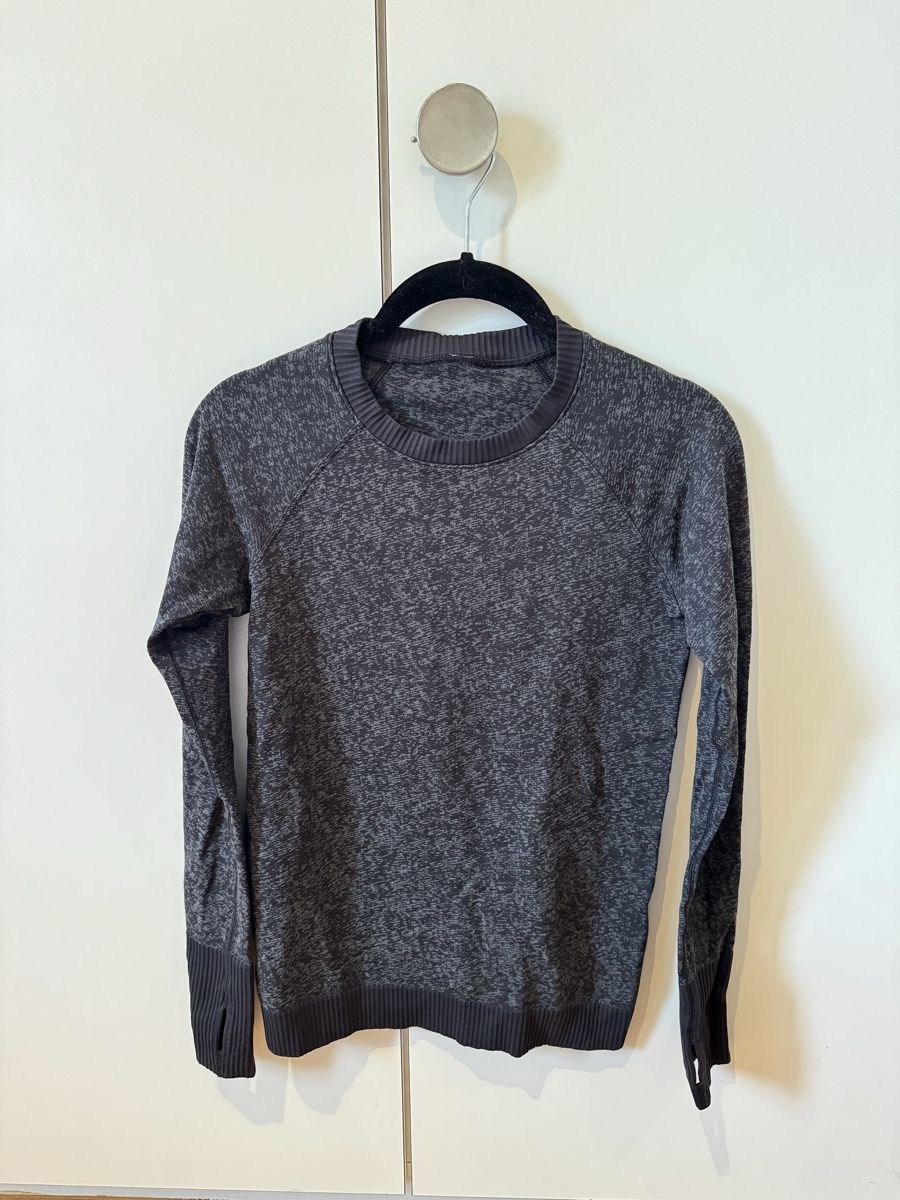 Lululemon Top: Lululemon Long Sleeve - Size 36 (US 4) – Usato da Küsnacht ZH venduto da lia_lf7y