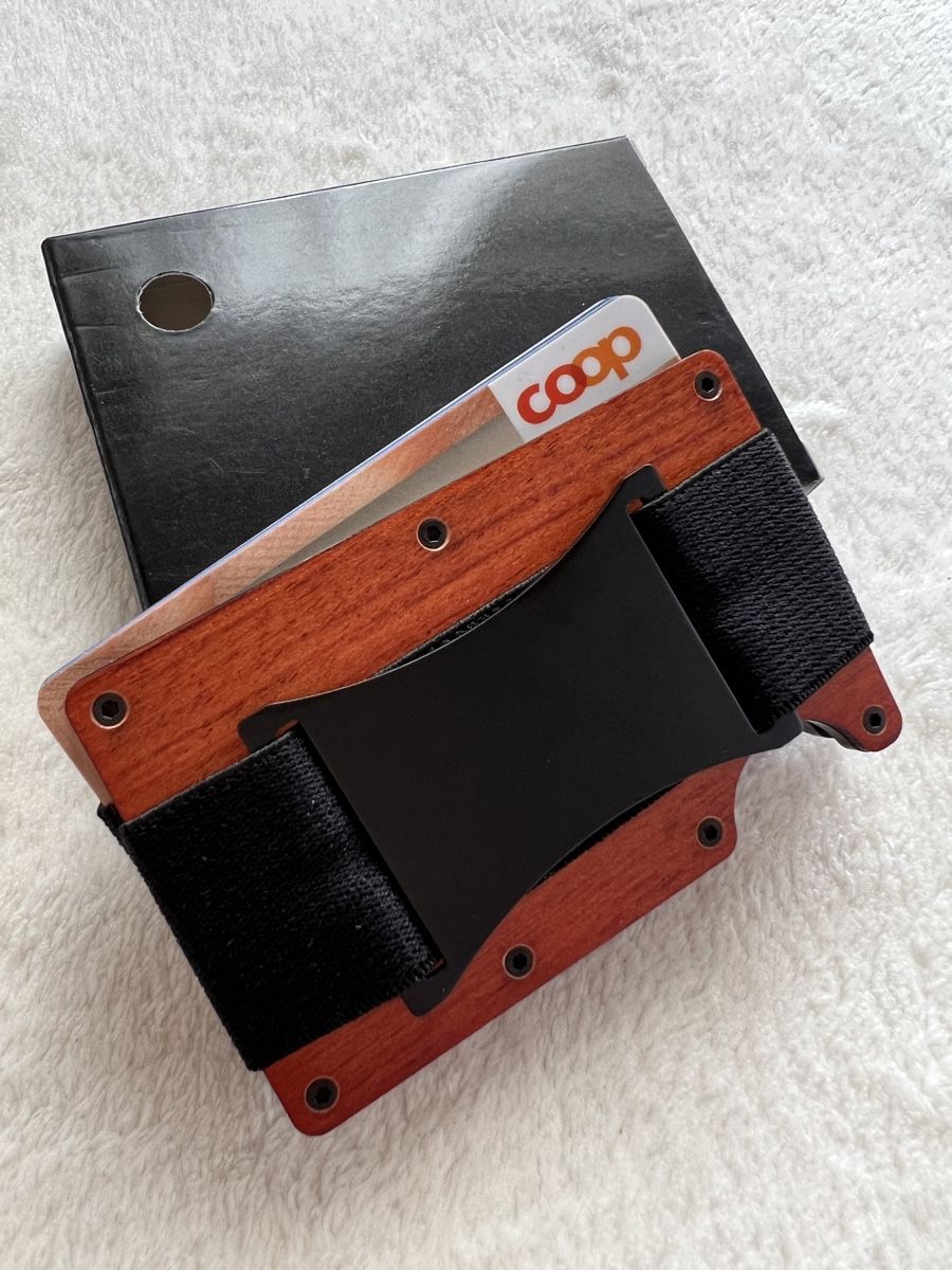 Brieftaschen: NEU! Slim Wallet / Kartenetui / Brieftasche – Neu und originalverpackt aus Menzingen von nas_6ncr 1