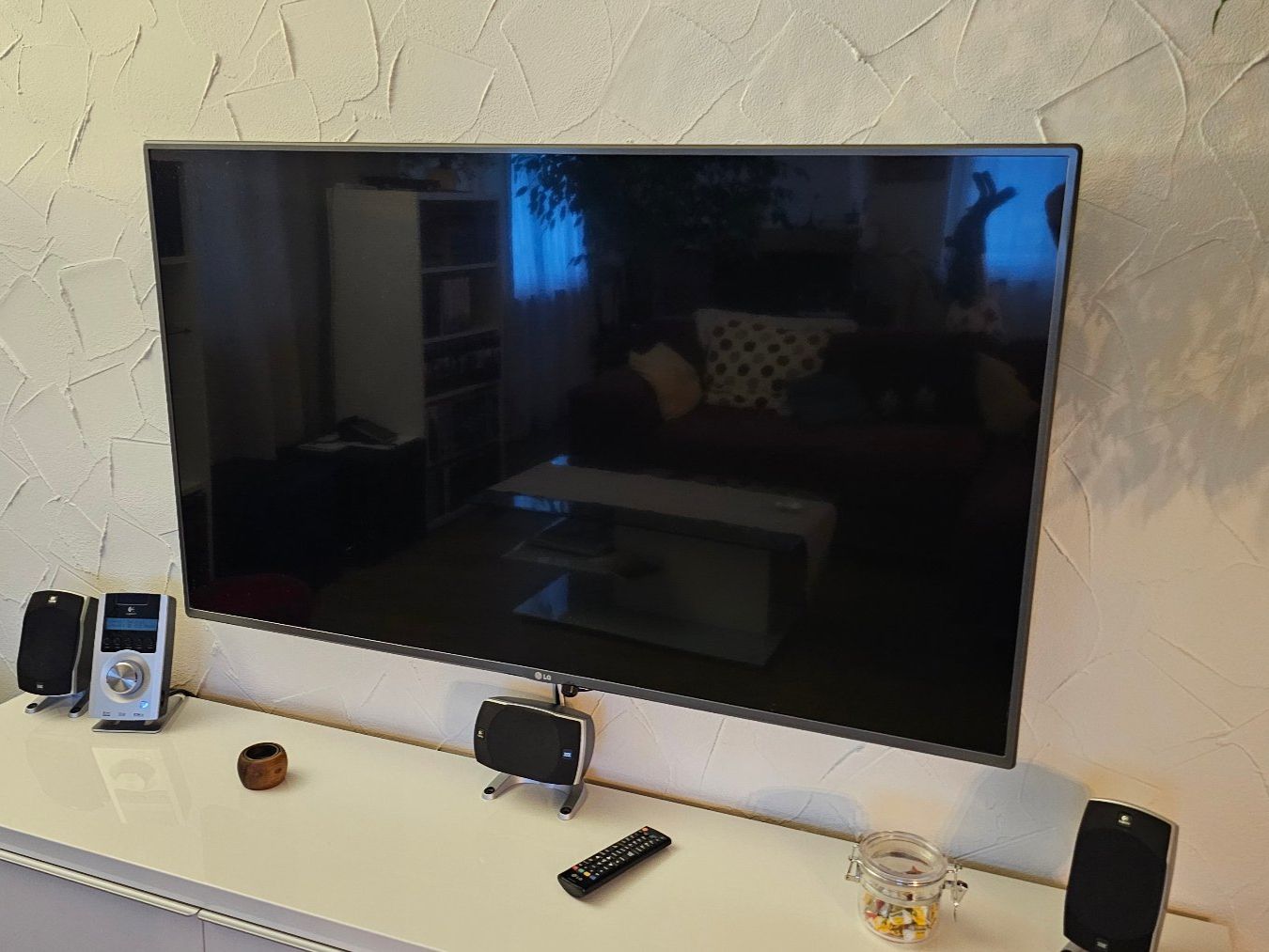 LG Monitor: LG Flatron 47WL30MS Display – Usato da Münsingen venduto da Artymus 2