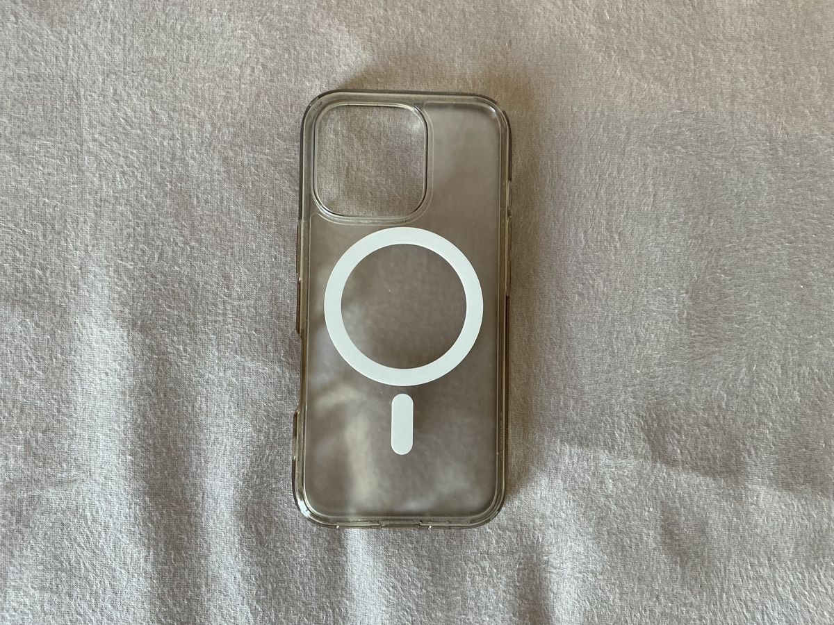 Apple Telefoni cellulari / Smartphones: iPhone 16 Pro 128GB Space Black mit Zubehör – Usato da Küssnacht am Rigi venduto da ale_y8cv 5