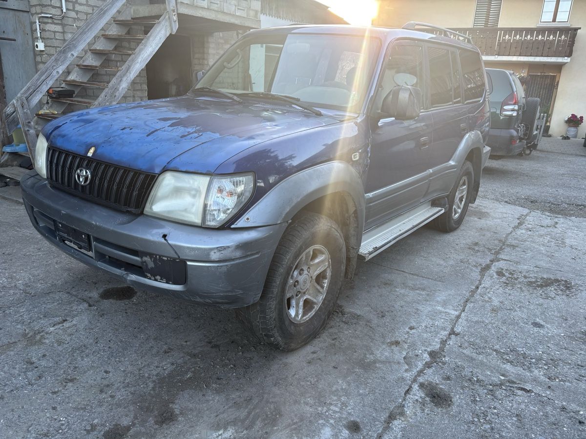 Toyota Autos: Toyota Land Cruiser – Gebraucht aus Siviriez von S16_cl2000 2