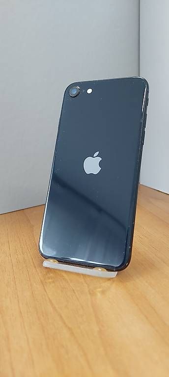 Telefoni cellulari / Smartphones: IPHONE SE2022 128GB – Usato da Bedano venduto da nikpower77 2