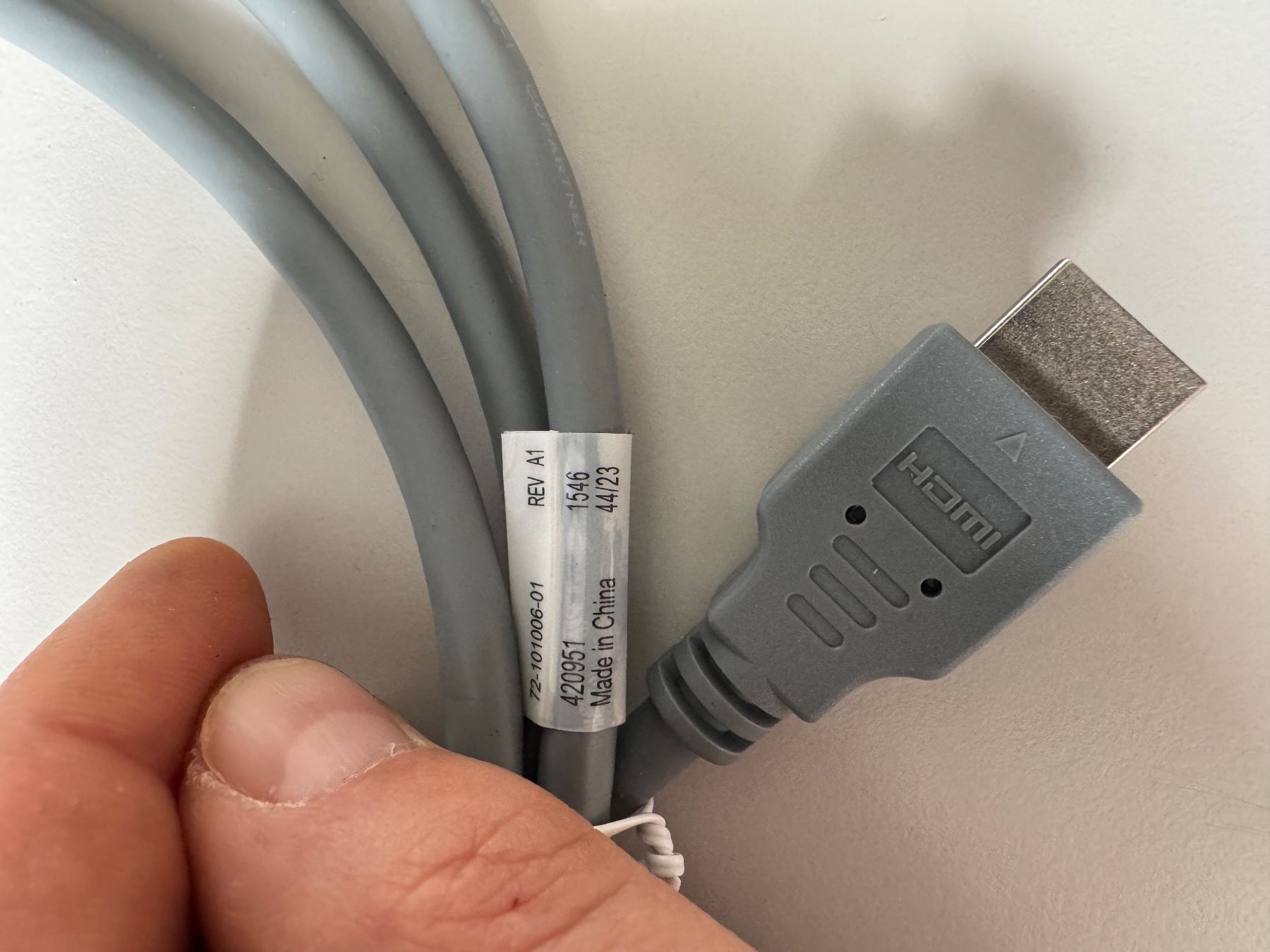 Cisco Cavi: Cisco HDMI Kabel grau 1.5m, neu – Nuovo e nell'imballaggio originale da Weinfelden venduto da rizzla360 2