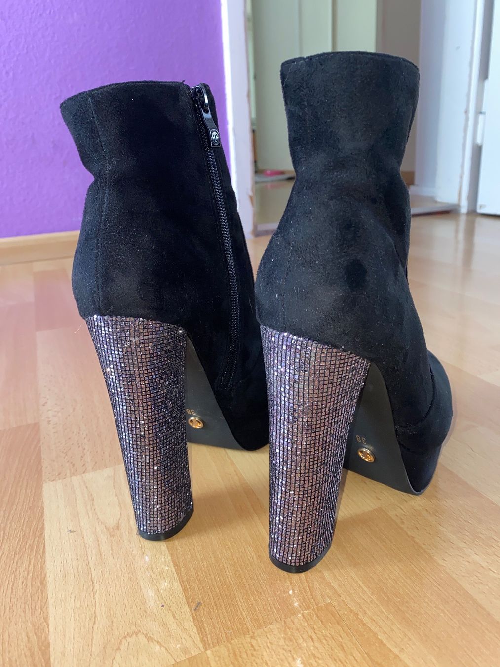Scarpe da donna: Tata Italia High Heels Gr. 38 – Nuovo (secondo la descrizione) da Dübendorf venduto da RPU97 1