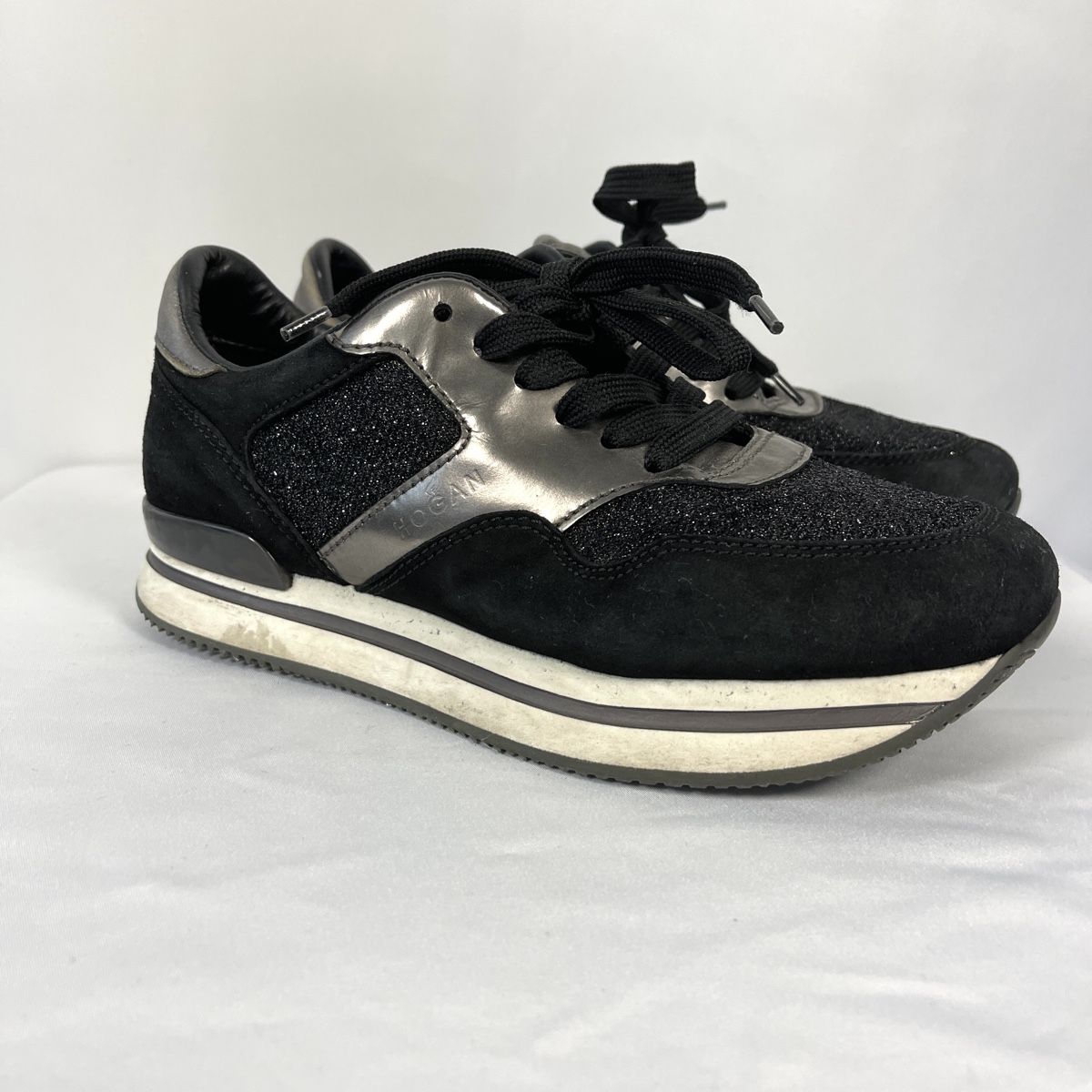 Hogan Scarpe da donna: HOGAN Sneakers size 36.5 – Usato da Freienbach venduto da Avviivva_Shop