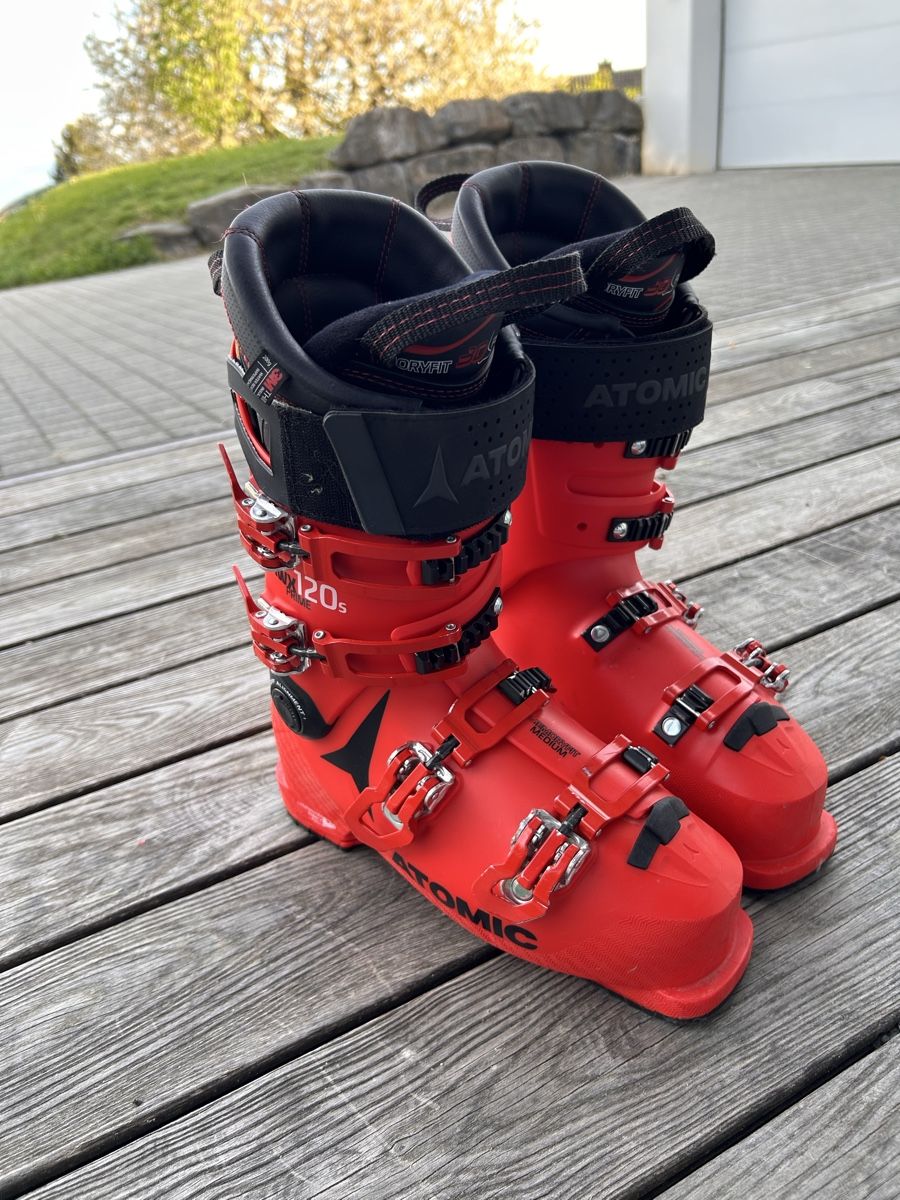 Atomic Scarpe da uomo: Atomic Redster CS 130 (41) – Nuovo (secondo la descrizione) da Arzier-Le Muids venduto da adr_s9sx