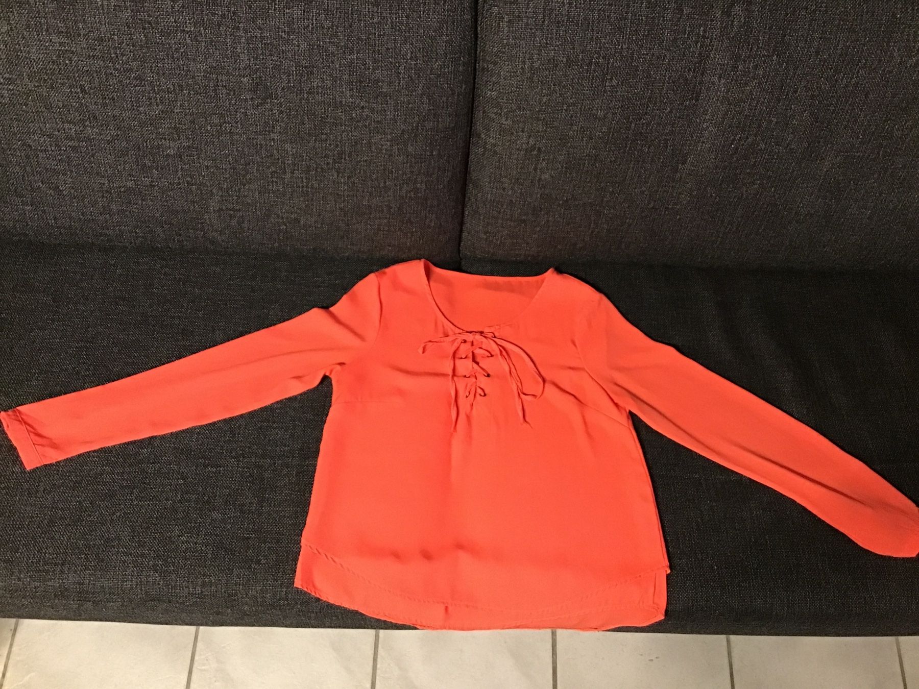 Blusen: Luftige Sommerbluse Gr S/M – Gebraucht aus Thun von Golden-Gate