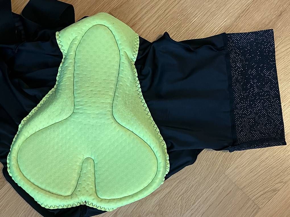 Pantalons: Alé PR Strada Bibshort Damen GrXS – D'occasion à Luzern par Beabbbea 4