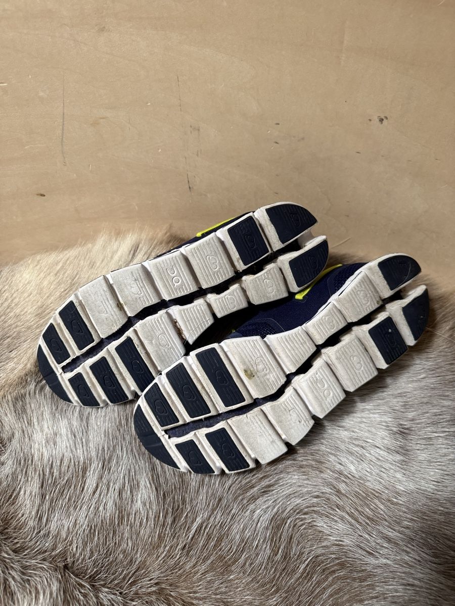 On Herrenschuhe: On Running Cloud Schuch in 40,5 – Gebraucht aus Oberrieden von edikk 2