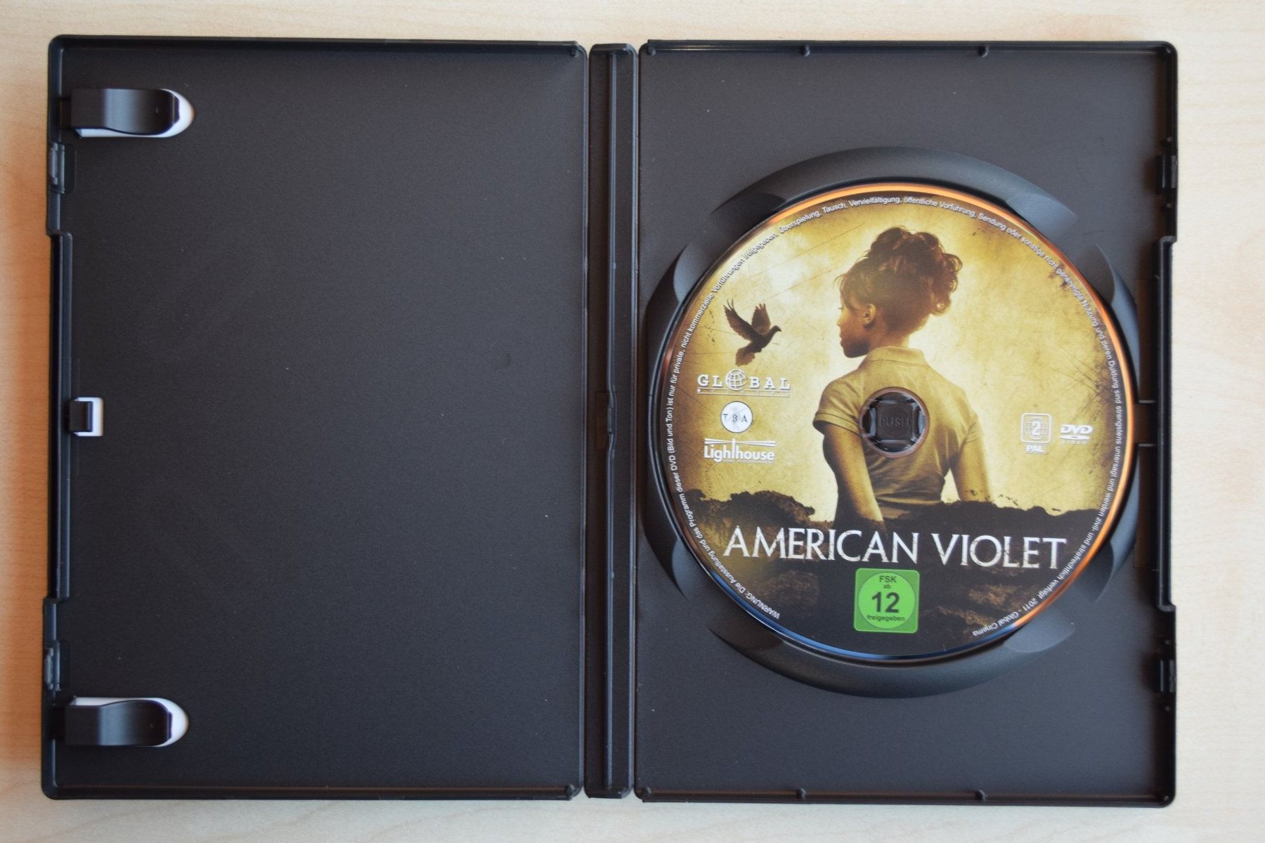 Alle DVDs: AMERICAN VIOLET (126) – Gebraucht aus Reutigen von DONDON55 3