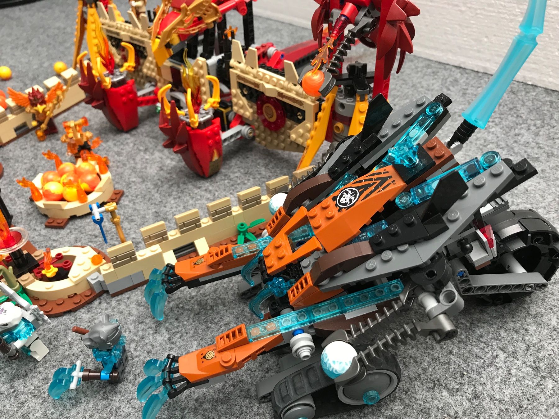 Lego Kit di costruzioni: Lego Flying Phoenix Fire Temple Nr. 70146 – Usato da Obergösgen venduto da cairn 7