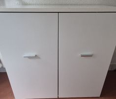 Weisse Kommode mit 3 Fächern - gut & günstig