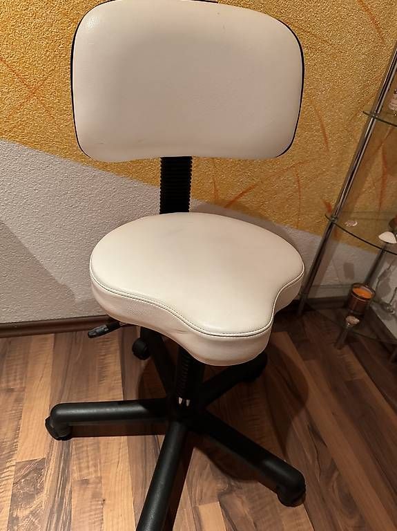 Fauteuils de soin: Kosmetikstudio  – D'occasion à Toffen par salvi81 2