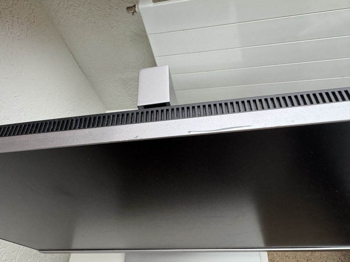 Hewlett Packard Monitor: HP EliteDisplay E243i - 1920x1200 - 24" – Usato da Winterthur venduto da dacolsson 6