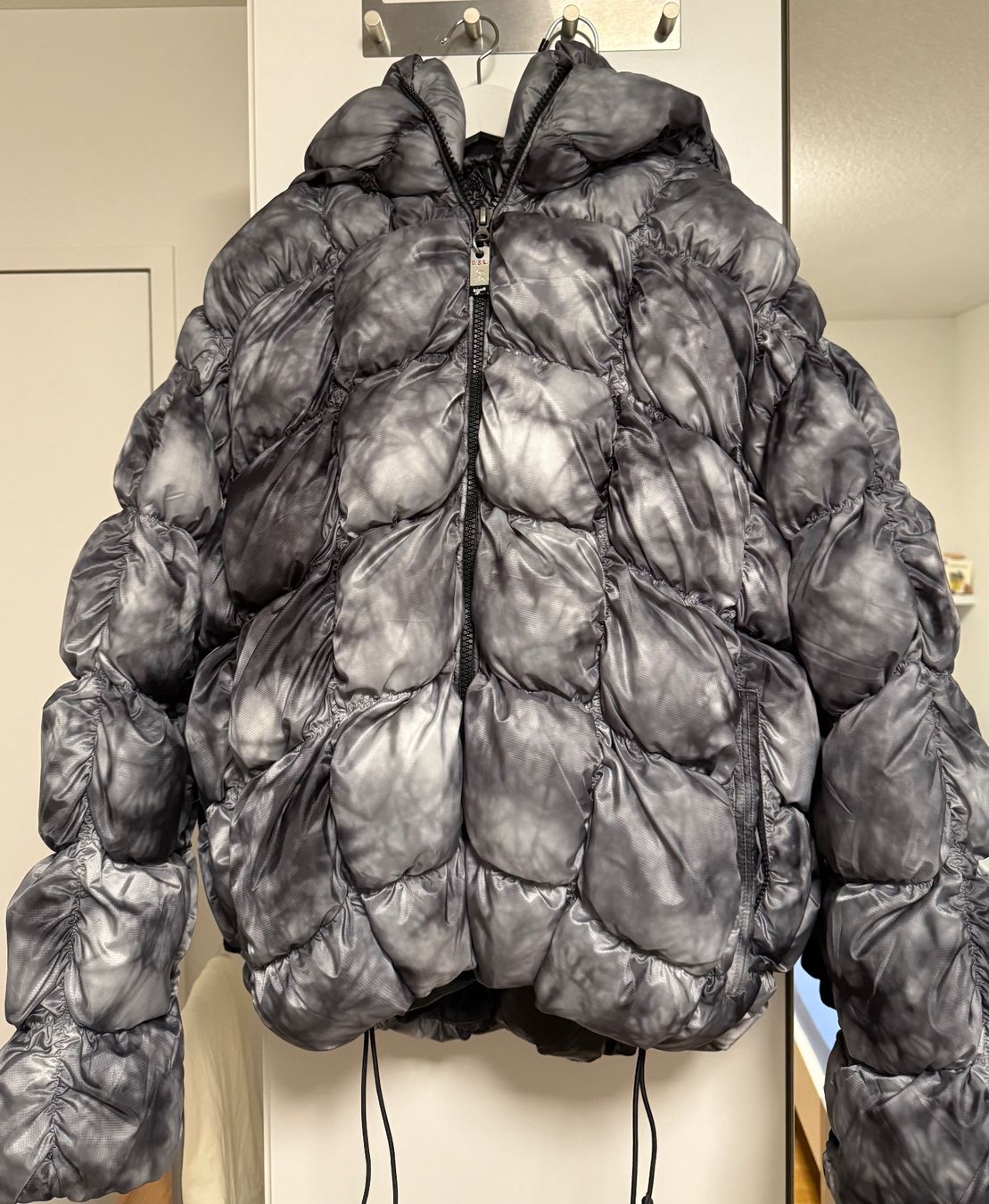 Diesel Giacche: Diesel Tie Dye Oversized Puffer / Y/Project – Nuovo (secondo la descrizione) da Kaltbrunn venduto da LuxShop
